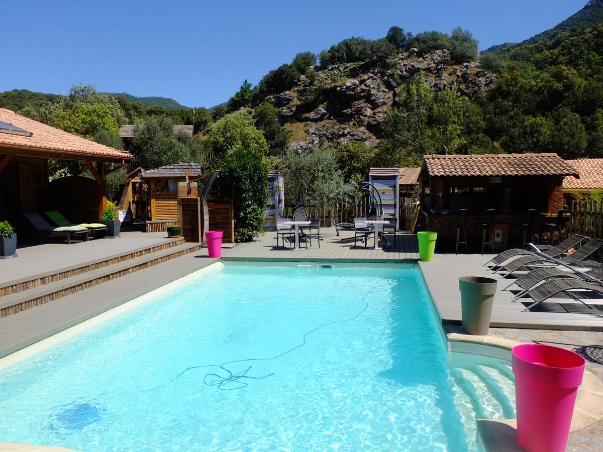 A Dodolela Bed & Breakfast Omessa Bagian luar foto