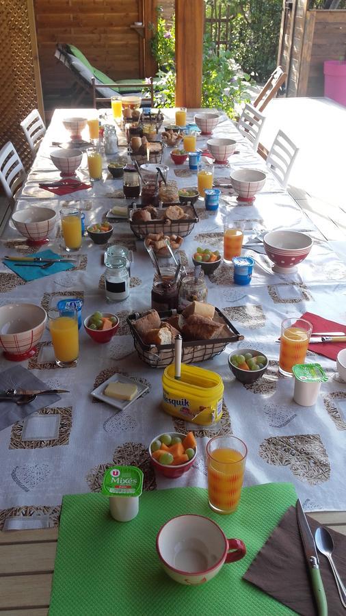 A Dodolela Bed & Breakfast Omessa Bagian luar foto
