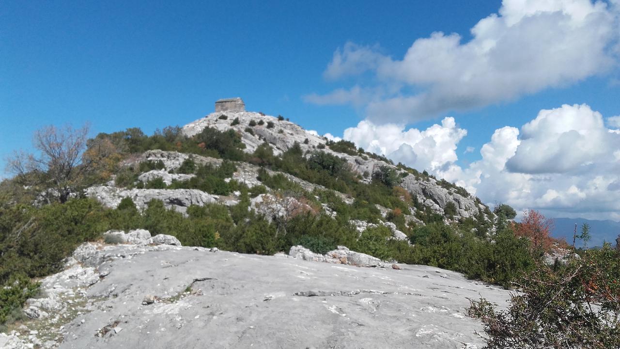 A Dodolela Bed & Breakfast Omessa Bagian luar foto